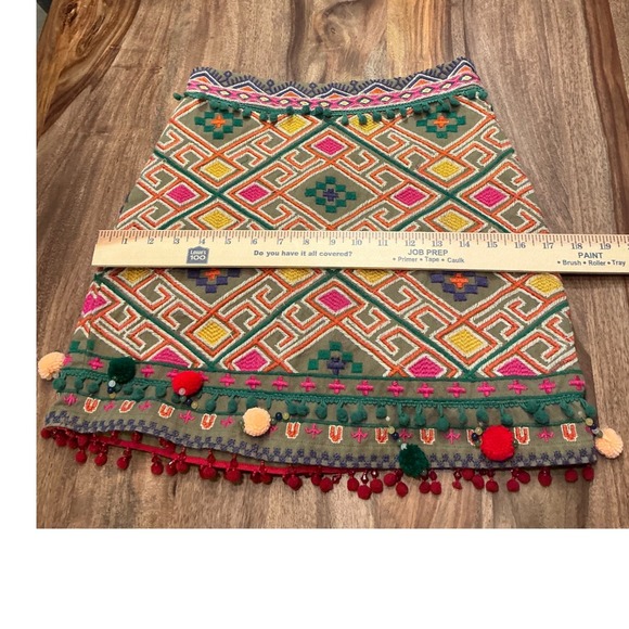 Mango Casual Mini Skirt Embroidered‎ Geometric PomPom Trim Boho Festival - Picture 7 of 13